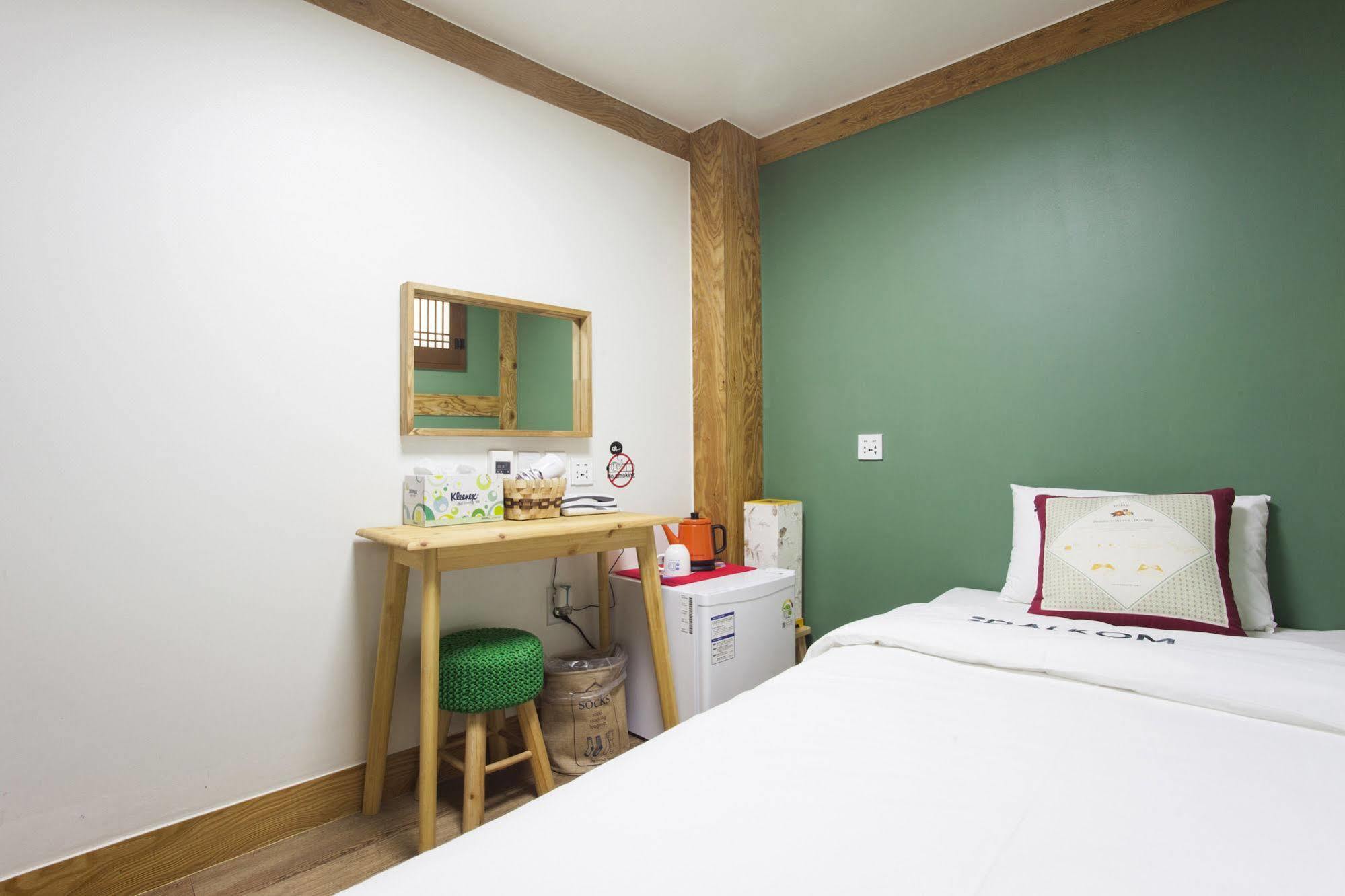 Mini Hotel Dalkom In Dongdaemun Seoul Luaran gambar